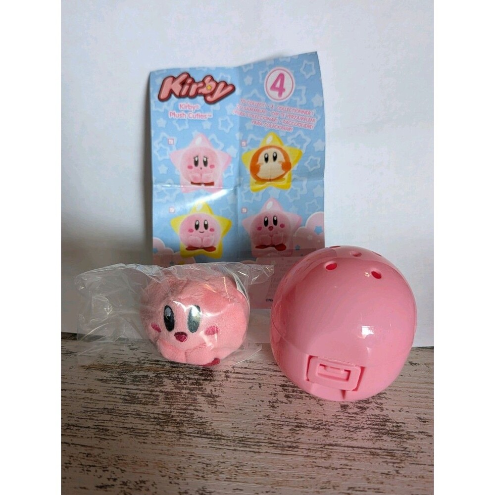 TOMY Kirby Plush Cuties Smiling Kirby Mini Plush 2" Capsule L67977 Nintendo 2022